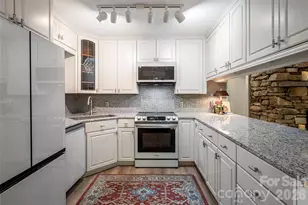 7 Cooper Cove S, Hendersonville, NC 28739 - Photo 5