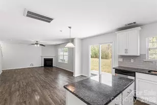 10215 Bradstreet Commons Way, Charlotte, NC 28215 - Photo 15