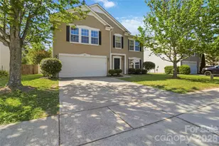 3900 Shasta Cir, Clover, SC 29710 - Photo 3