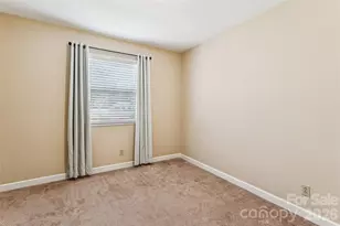 7117 Rock Island Rd, Charlotte, NC 28278 - Photo 35