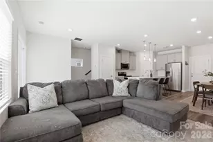 2317 Belterra Dr, Charlotte, NC 28216 - Photo 11
