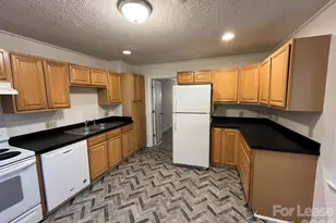 4535 Dawnwood Dr, Charlotte, NC 28212 - Photo 7