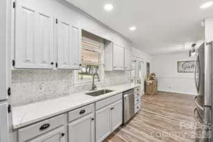 140 Clearview Rd, Statesville, NC 28625 - Photo 15