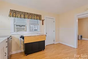 821 N Main St, Canton, NC 28716 - Photo 17