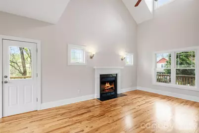21 Lamar Avenue, Asheville, NC 28803 - Photo 9