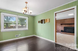 1341 26th St SW, Hickory, NC 28602 - Photo 11