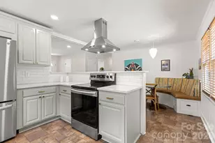 1527 Woodhill Ln, Charlotte, NC 28205 - Photo 19