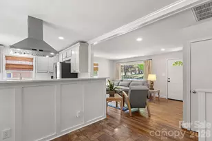 1527 Woodhill Ln, Charlotte, NC 28205 - Photo 13