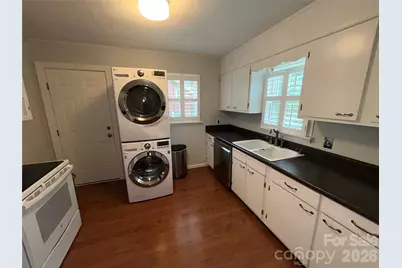 110 9th Street, Black Mountain, NC 28711 - Photo 9