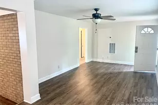 3200 Markland Dr, Charlotte, NC 28208 - Photo 5