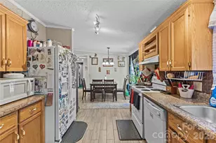 130 Hunterpond Ln, Statesville, NC 28677 - Photo 25