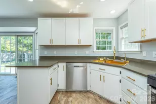 23 Westmont Dr, Asheville, NC 28806 - Photo 11
