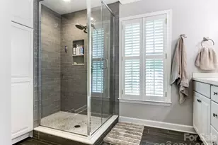 5017 Lindstrom Dr, Charlotte, NC 28226 - Photo 25