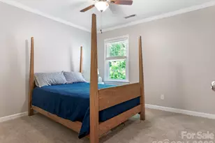 5017 Lindstrom Dr, Charlotte, NC 28226 - Photo 19