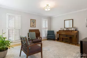 5017 Lindstrom Dr, Charlotte, NC 28226 - Photo 7
