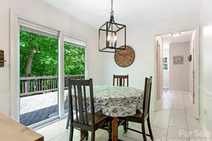 5017 Lindstrom Dr, Charlotte, NC 28226 - Photo 15
