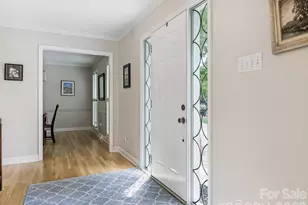 5017 Lindstrom Dr, Charlotte, NC 28226 - Photo 3