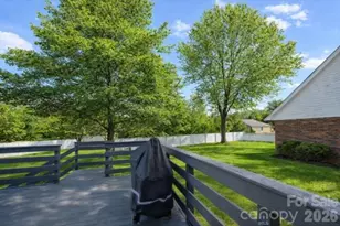 8225 Kensington Ln, Harrisburg, NC 28075 - Photo 25