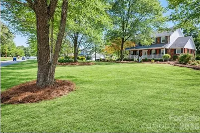 8225 Kensington Lane, Harrisburg, NC 28075 - Photo 3