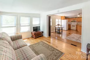59 S Front St, Franklin, NC 28734 - Photo 11