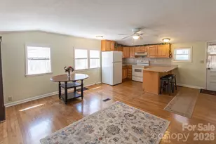 59 S Front St, Franklin, NC 28734 - Photo 15