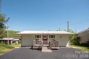 59 S Front St, Franklin, NC 28734 - Photo 39