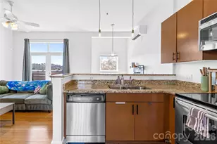 918 Westmere Ave, Charlotte, NC 28208 - Photo 5