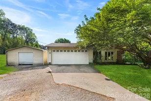 823 Carson Rd, Gastonia, NC 28052 - Photo 7