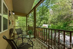 24 Pine Bluff Ln, Whittier, NC 28789 - Photo 9