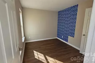 7147 Henderson Valley Ln, Charlotte, NC 28269 - Photo 19