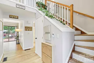 5483 Valley Run St, Hickory, NC 28601 - Photo 3