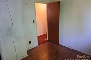 1600 Montana Dr, Charlotte, NC 28216 - Photo 11