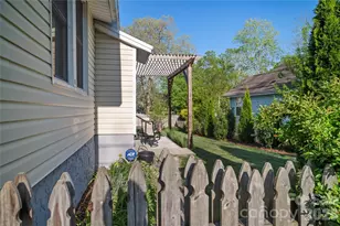 416 3rd Ave W, Hendersonville, NC 28739 - Photo 39