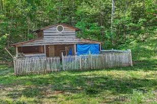 2324 Alfred Hartley Rd, Lenoir, NC 28645 - Photo 35
