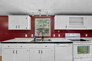 2324 Alfred Hartley Rd, Lenoir, NC 28645 - Photo 17