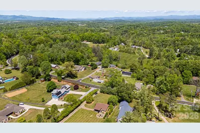144 Macedonia Road, Asheville, NC 28804 - Photo 5