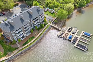 7340 Lake Front Dr, Charlotte, NC 28278 - Photo 19