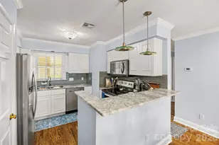 7340 Lake Front Dr, Charlotte, NC 28278 - Photo 7