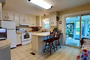 604 Substation St, Hendersonville, NC 28792 - Photo 7