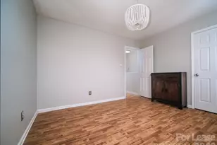 6124 Heath Ridge Ct, Charlotte, NC 28210 - Photo 17