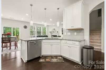 1031 Lookout Shoals Drive, Fort Mill, SC 29715 - Photo 9