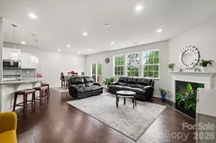1031 Lookout Shls Dr, Fort Mill, SC 29715 - Photo 13