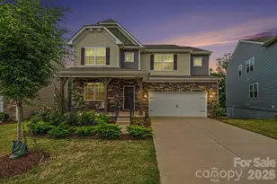 1031 Lookout Shls Dr, Fort Mill, SC 29715 - Photo 3