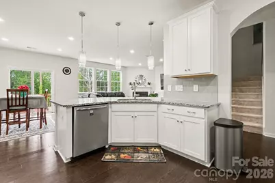 1031 Lookout Shoals Drive, Fort Mill, SC 29715 - Photo 7