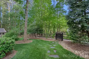 108 Chinook Ct, Mooresville, NC 28117 - Photo 33