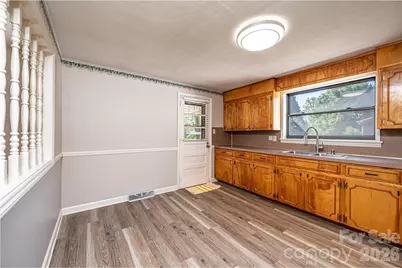2649 Westview Acres Street, Hickory, NC 28601 - Photo 13