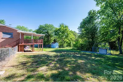 2649 Westview Acres Street, Hickory, NC 28601 - Photo 9