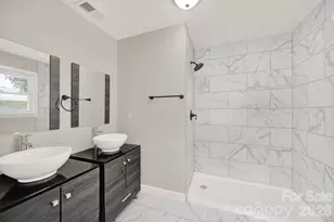 512 S Villa St, Kannapolis, NC 28083 - Photo 29