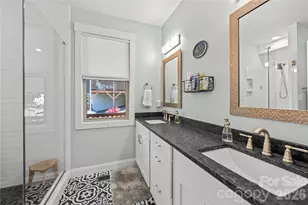 9 Elkmont Dr, Asheville, NC 28804 - Photo 21