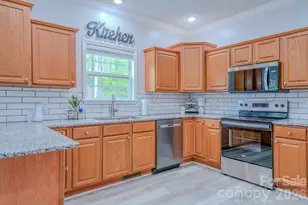 27 Garland Ball Dr, Alexander, NC 28701 - Photo 3